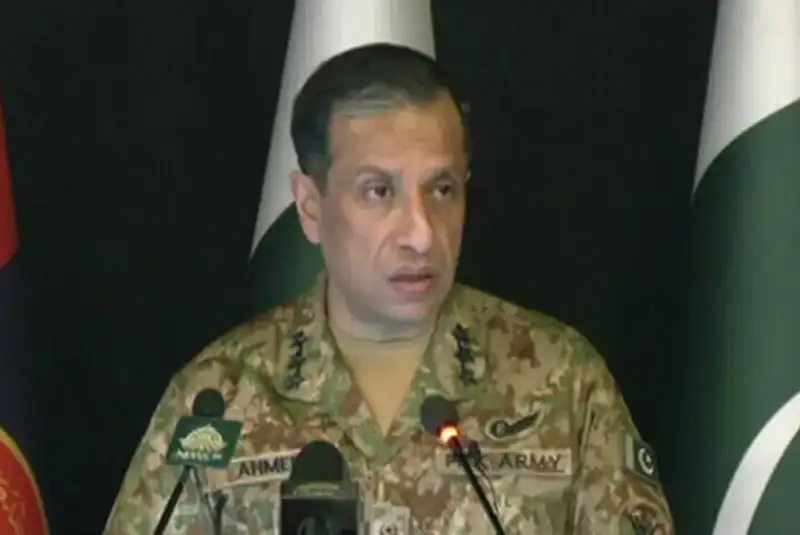 ارتش پاکستان حمله پهپادی افغانستان را تائید کرد / چهار نفر زخمی شدند