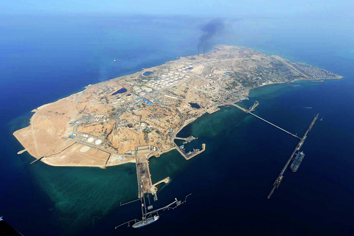 آخرین وضعیت جزیره خارک بعد از حمله آمریکا/ زیر ساختهای نفتی آسیب ندیده است