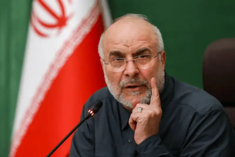 هشدار قالیباف به وطن‌فروشان؛ مرا مادرم نامْ مرگ تو کرد!