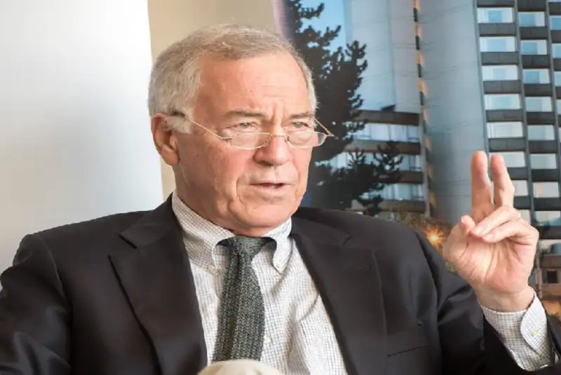 استاد اقتصاد دانشگاه جان هاپکینز: تنگه هرمز برگ برنده ایرانی‌هاست