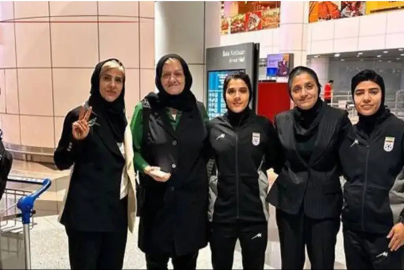 3 عضو تیم ملی فوتبال بانوان در مسیر بازگشت به ایران