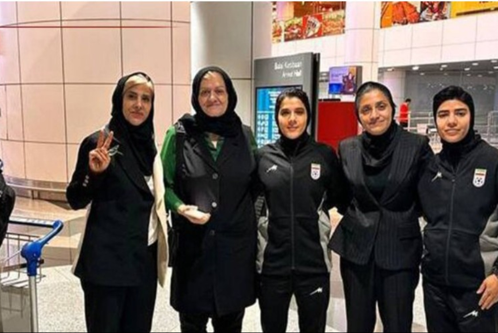 3 عضو تیم ملی فوتبال بانوان در مسیر بازگشت به ایران