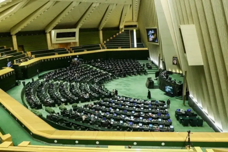 نامه مجلس برای وضع مقررات خاص شرایط جنگی در حمایت از فعالان اقتصادی