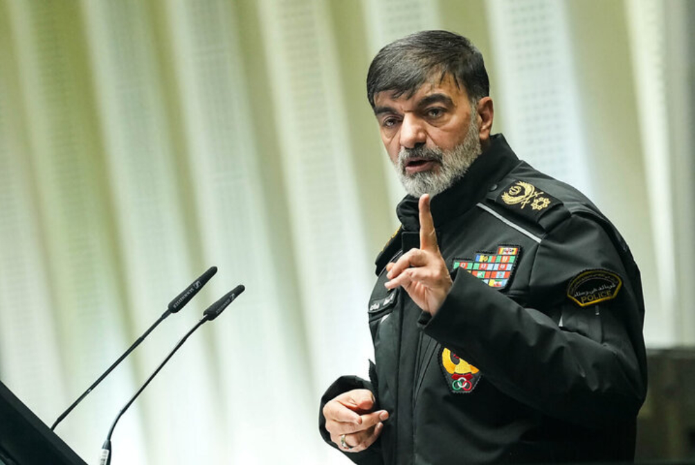 سردار رادان: میدان را خالی نکنید، شب چهارشنبه شب تعیین کننده ای برای ماست