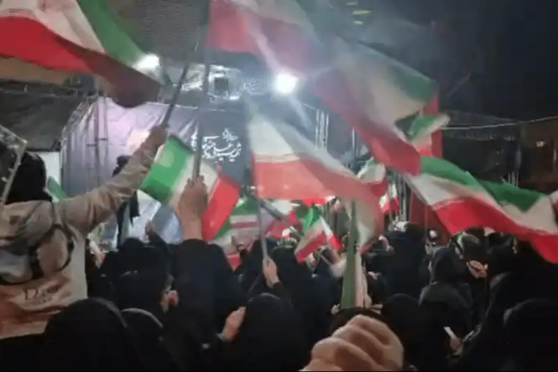 بیست و ششمین شب تجمع شبانه ایرانیان برای دفاع از میهن اسلامی