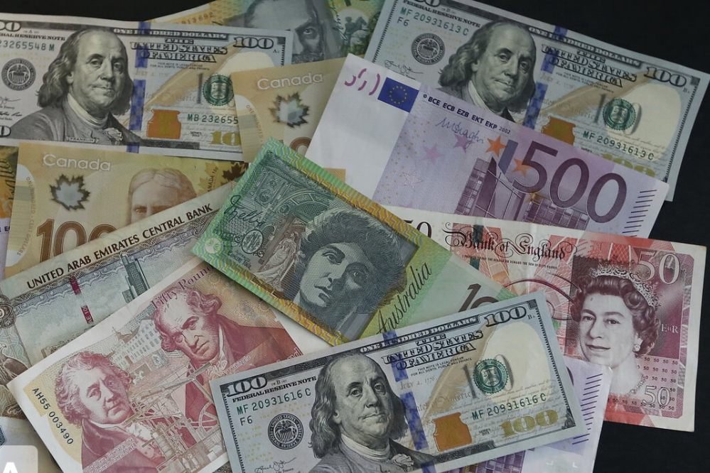 پایان سال با دلار 137 هزار تومانی