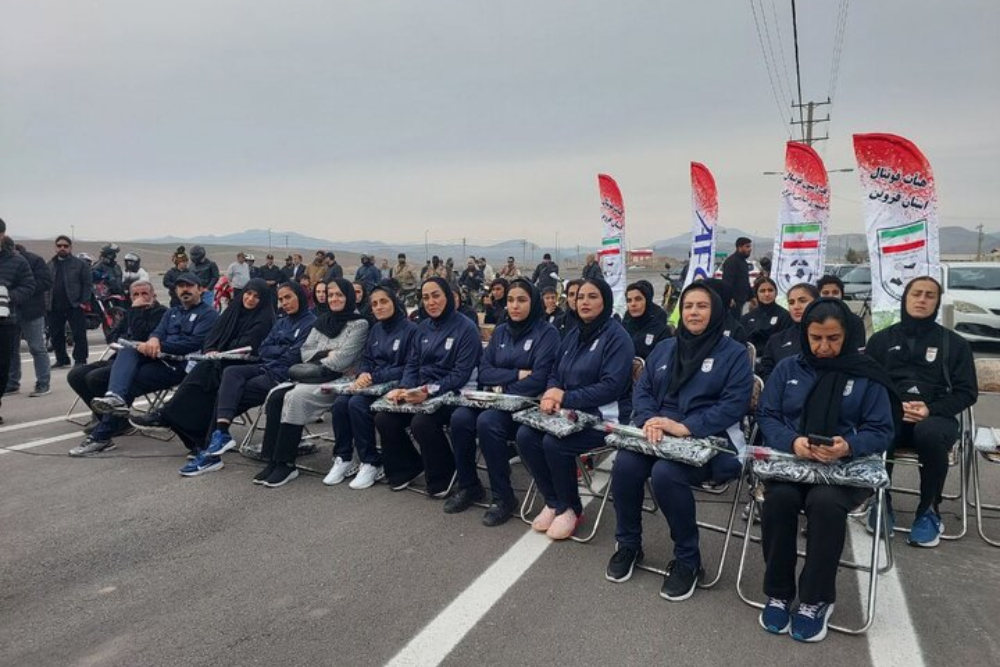 اهدای تندیس آرش ایران به اعضای تیم ملی بانوان/دولت به ملی‌پوشان خوشامد گفت