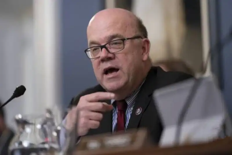 نماینده کنگره آمریکا: آمریکا درحال تبدیل شدن به یک کشور منفور بین‌المللی است