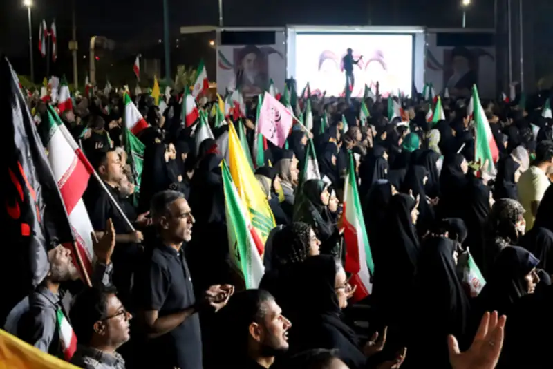 بیستمین روز جنگ تحمیلی و میدان‌داری مردم در شب عید