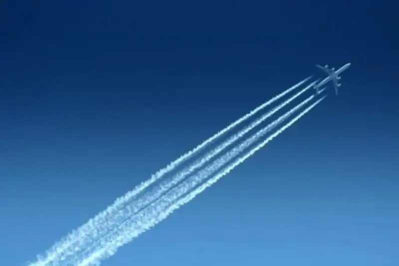 قیمت سوخت،پروازهای یونایتد ایرلاینز  را کاهش داد