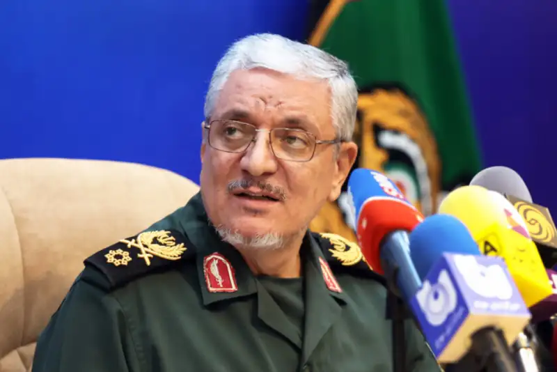 سخنگوی وزارت دفاع : رزم را با شدت ادامه می‌دهیم