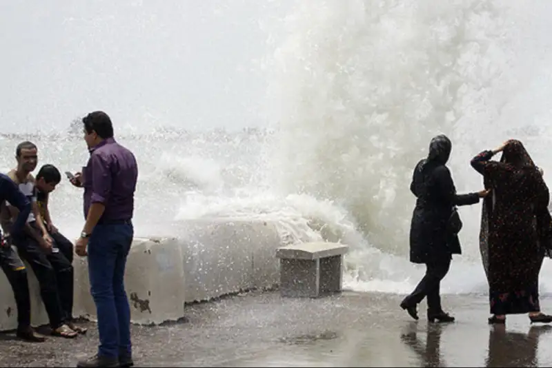 هشدار افزایش سرعت باد و ارتفاع امواج در دریای عمان و خلیج فارس