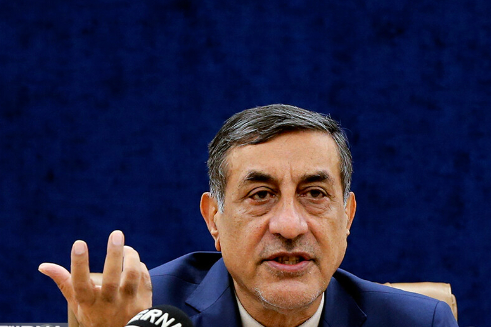 ایران را با زبان زور نمی‌توان از حرکت بازداشت