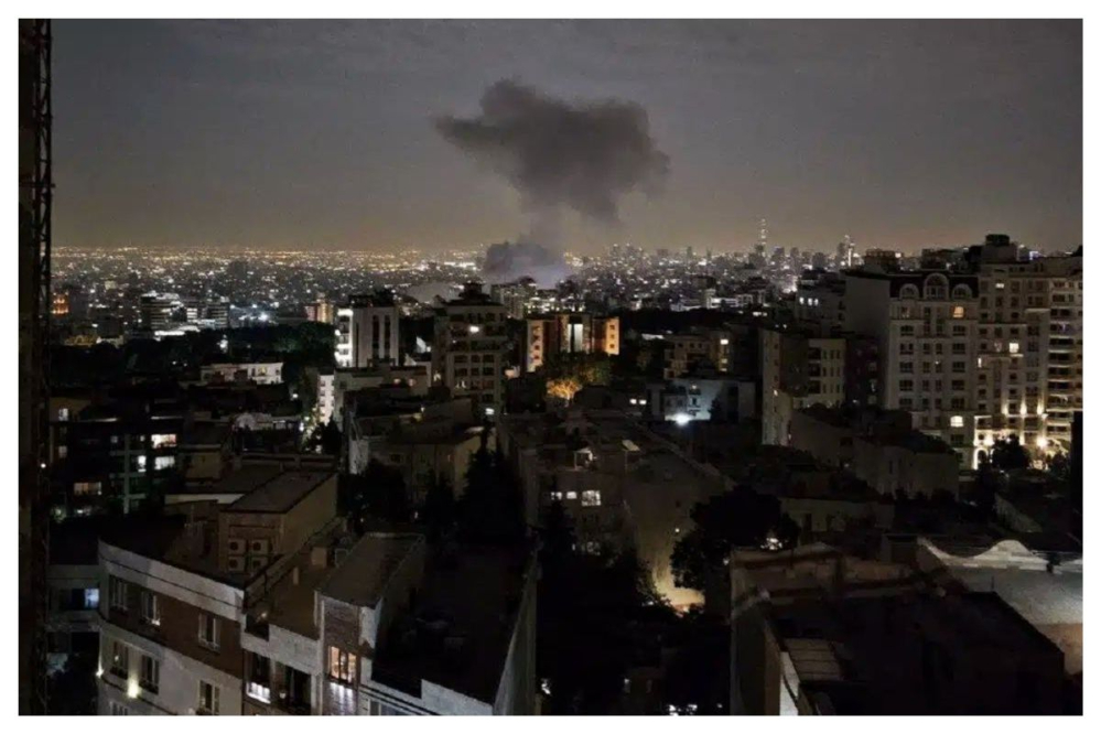 آخرین جزییات حمله دشمن آمریکایی-صهیونی به ایران/انفجار در نقاط مختلف تهران و کرج