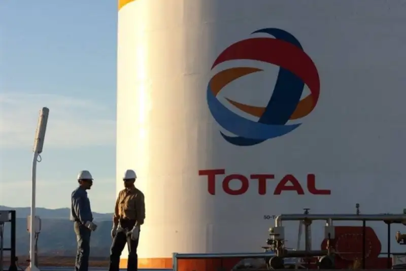 توقف عرضه نفت خلیج فارس از جای دیگر قابل جبران نیست