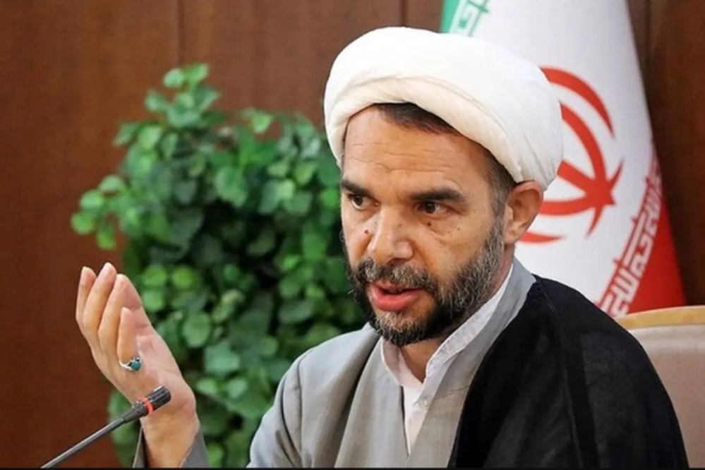 همکاری با دشمن در شرایط جنگی مستوجب مجازات قانونی است