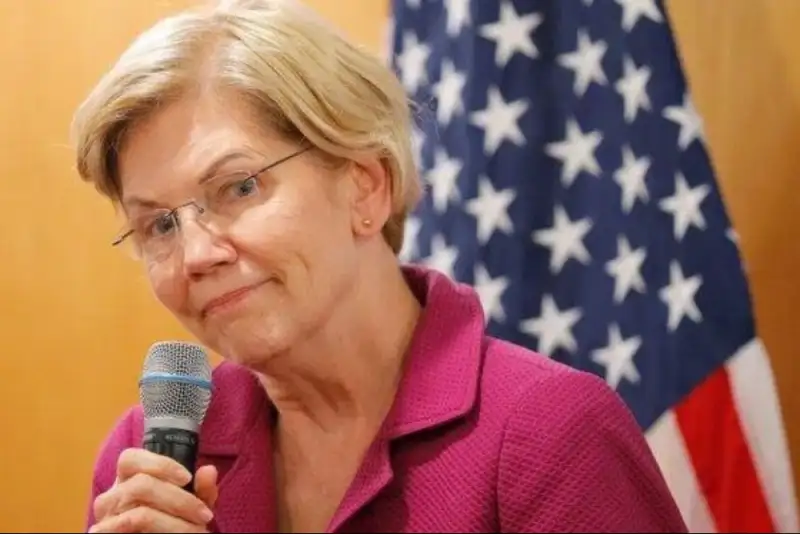 سناتور آمریکایی: مردم آمریکا هستند که هزینه جنگ با ایران را می‌پردازد