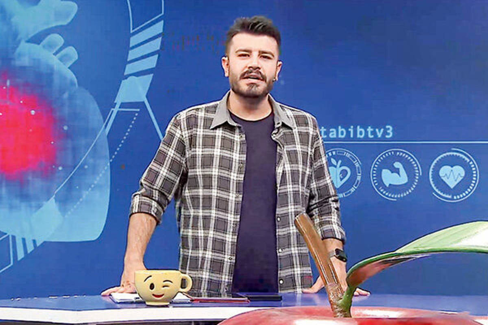 پیمان طالبی: وطن‌فروش، فروشنده چیزای دیگه هم هست