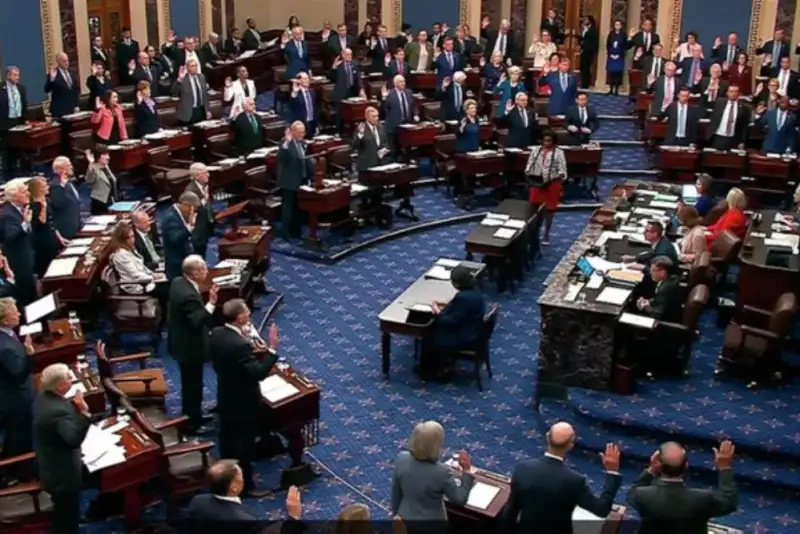 سنای آمریکا قطعنامه محدود کردن جنگ با ایران را رد کرد