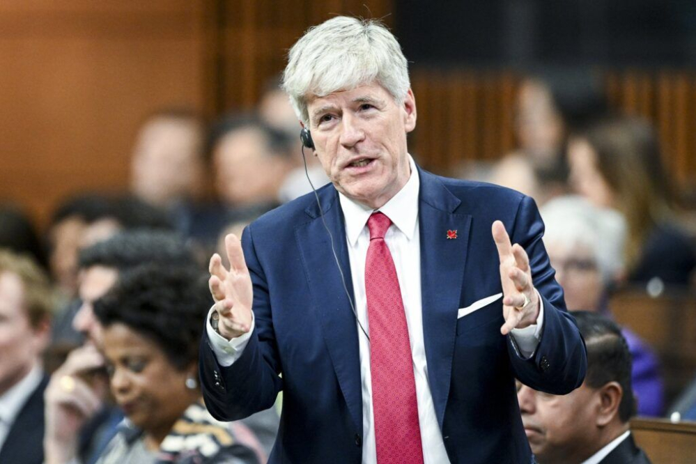 وزیر کانادایی: دنیا با بزرگ‌ترین اختلال انرژی در تاریخ روبرو است