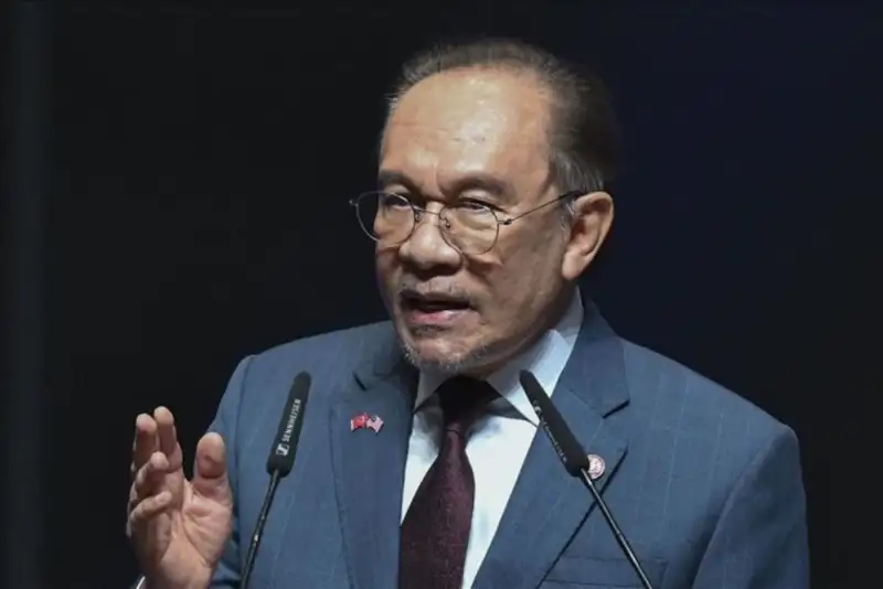 تاکید مالزی بر حق ایران برای دفاع ازخود در برابر آمریکا