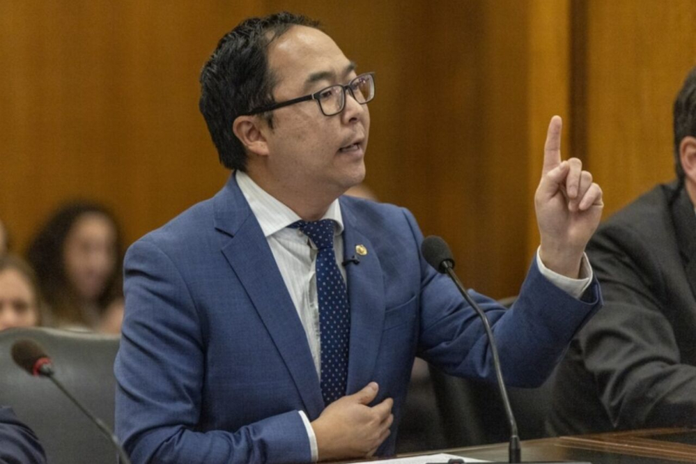 اعتراض سناتور آمریکایی به سیاست‌های جنگ‌طلبانه ترامپ