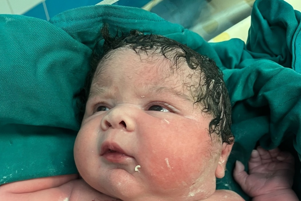 نوزادی 6 کیلوگرمی در سنندج متولد شد