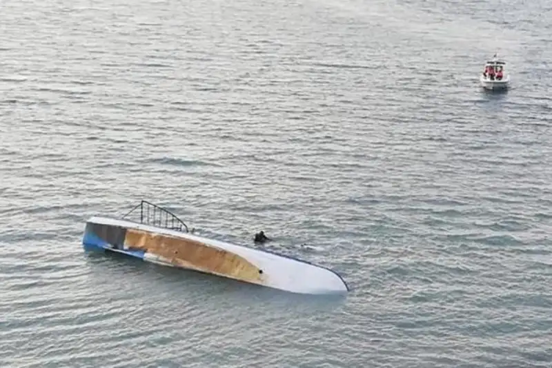 واژگونی قایق مهاجران در سواحل جیبوتی؛ 9 نفر کشته و 45 نفر مفقود شدند