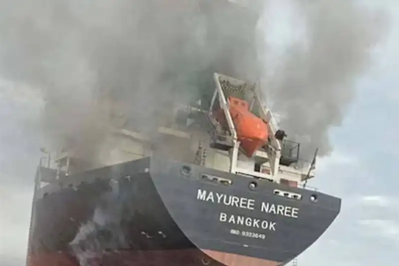 کشتی تایلندی پهلو گرفته در قشم خالی از خدمه است