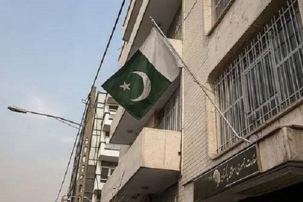 آیا حمله به سفارت پاکستان در ایران صحت دارد ؟