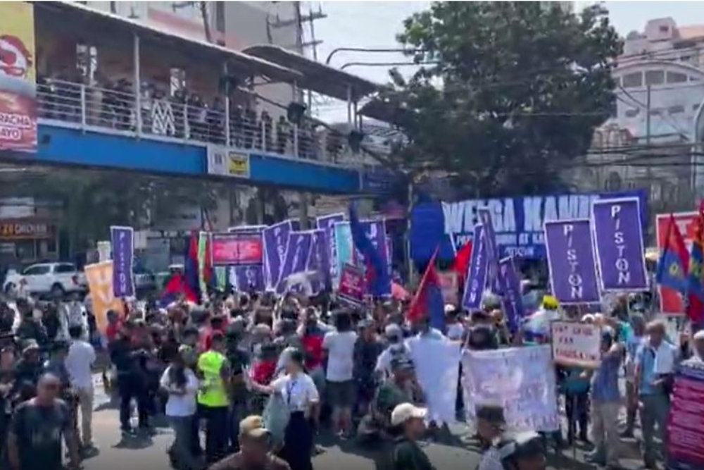 تظاهرات گسترده فیلیپینی‌ها علیه جهش بی‌سابقه قیمت سوخت