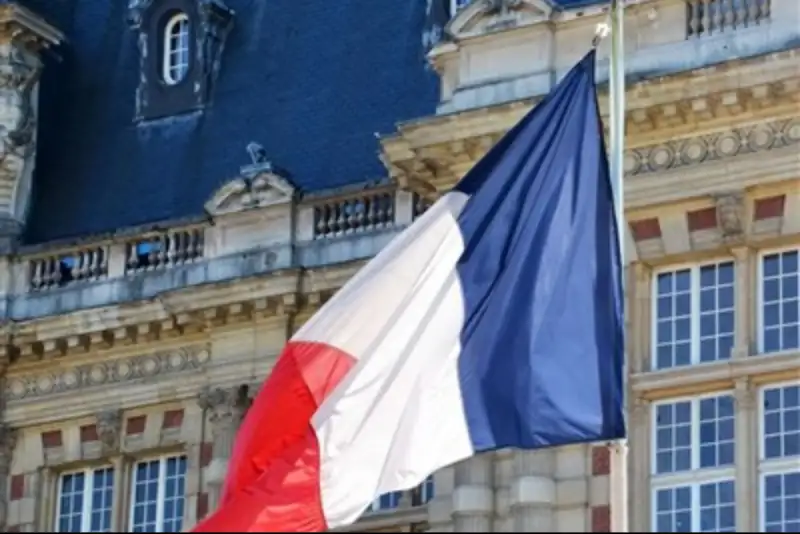 فرانسه: حضور نظامی ما در خاورمیانه ماهیت دفاعی دارد