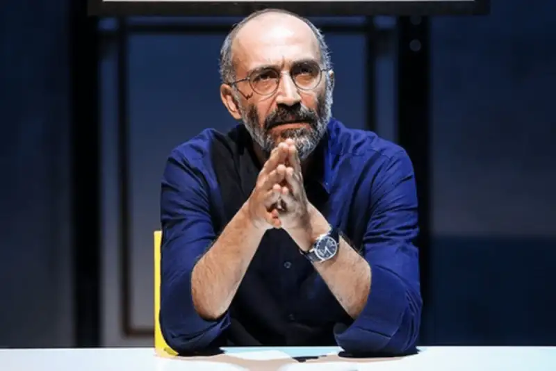 حجازی‌فر: من در وحشتِ چشم‌های معصوم کودکان میناب قفل‌شده‌ام