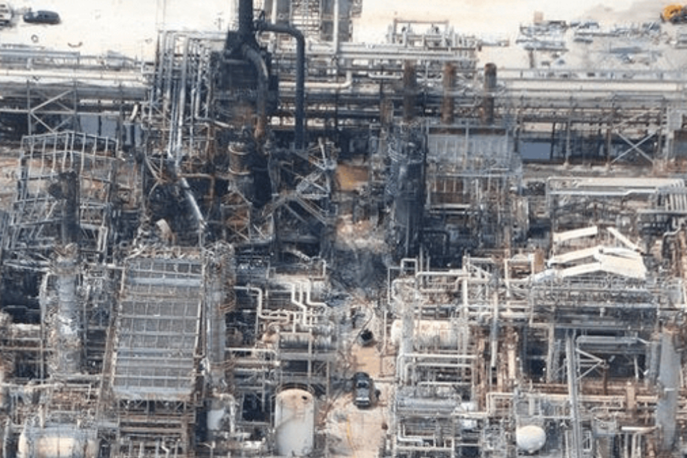 آتش‌سوزی هدفمند در پالایشگاه تگزاس/ تعطیلی 26 ماهه اتاق کمپرسور