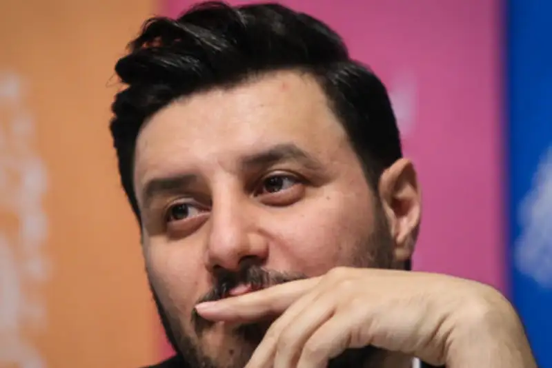 واکنش جواد عزتی به این روزهای کشور؛ ما فرزندان ایران هستیم