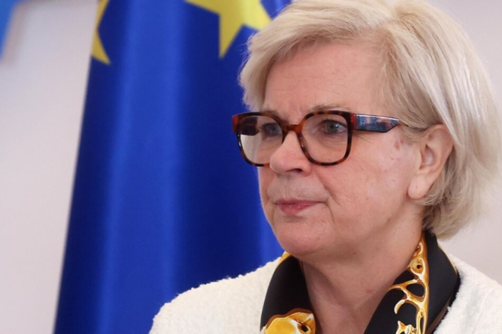 وزیر نیروهای مسلح فرانسه: این جنگ ما نیست و به آن نپیوستیم