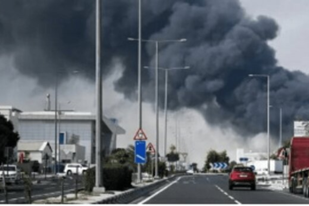 دو آتش‌سوزی در نزدیکی مناطق اقتصادی خلیفه