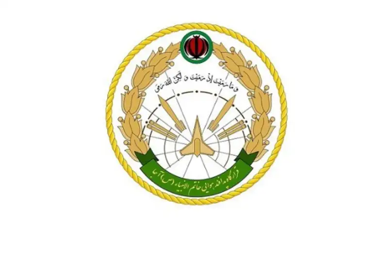 سخنگوی قرارگاه خاتم: شناور پشتیبانی ارتش متجاوز آمریکا را هدف قرار دادیم