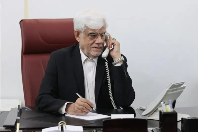 عارف: خیابان با مردم، میدان با رزمندگان و پشتیبانی از این دو با دولت