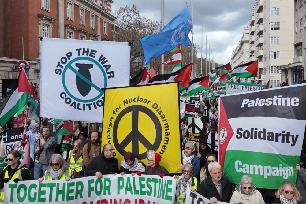 لندن‌نشیان بار دیگر علیه تجاوز ائتلاف آمریکایی-صهیونیستی به‌پا خواستند