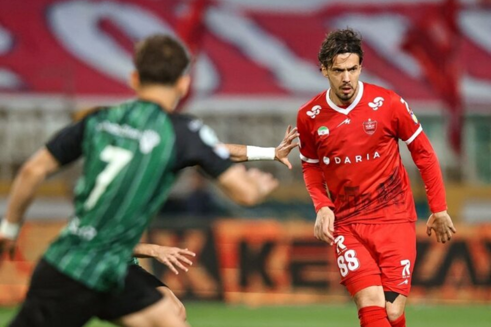 بازیکن خارجی پرسپولیس: تهران نظیر لندن یا مادرید باشکوه است