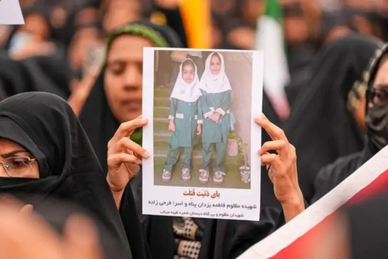 تعداد شهدای معلم و دانش‌آموز به 281 نفر رسید