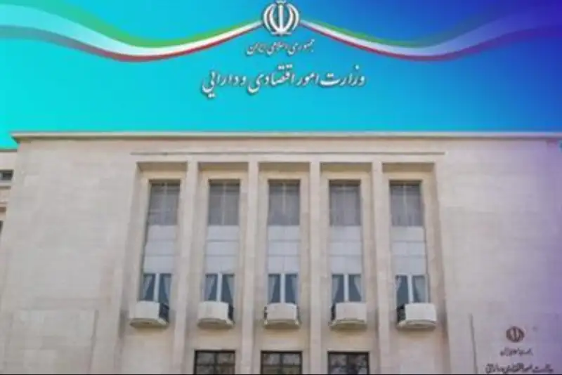 تأمین کالاهای اساسی در اولویت مناطق آزاد قرار گرفت