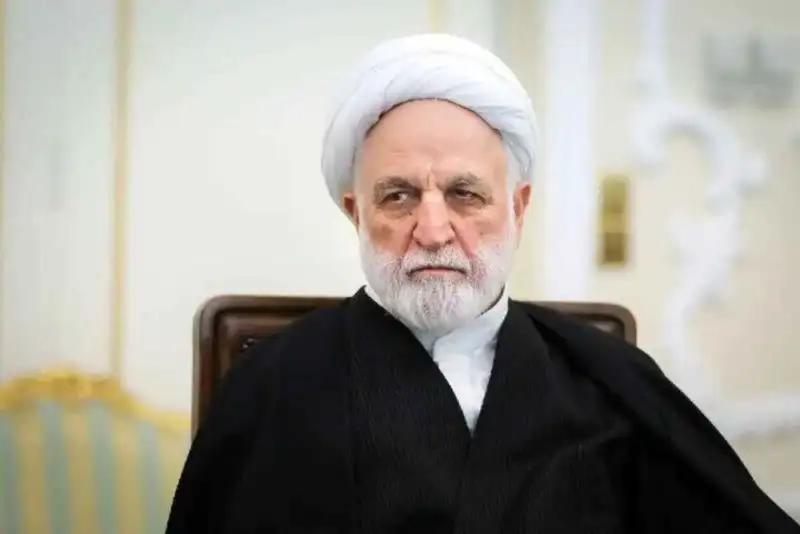 رئیس قوه قضاییه بر محاکمه فوری عناصر خائن به کشور تاکید کرد