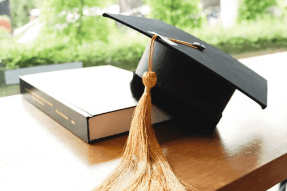 تمدید مهلت دفاع از پایان‌نامه‌های تحصیلات تکمیلی