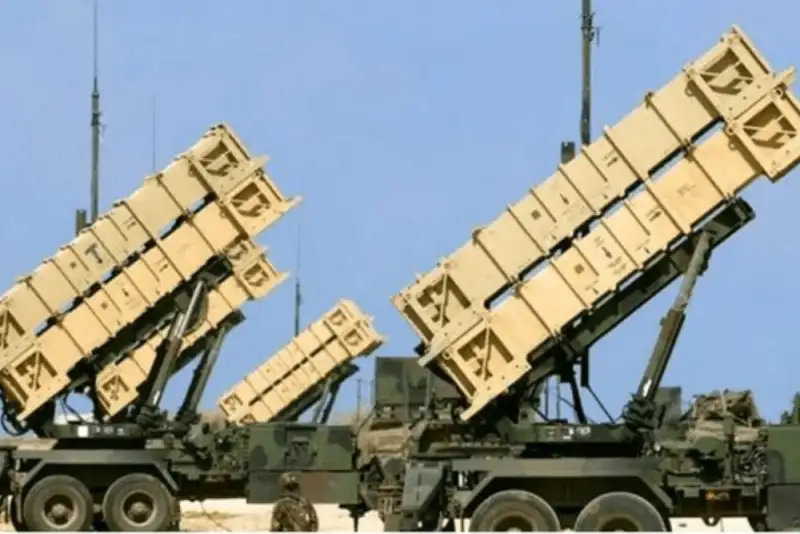 نماینده مجلس: کشورهای منطقه به دلیل وجود پایگاههای آمریکا ناامن هستند