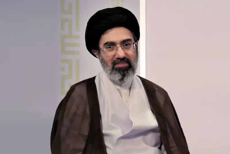 رهبر انقلاب: شهادت فرزند دلیر تنگستان، سند افتخاری عظیم محسوب می‌شود