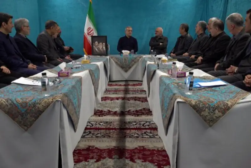 پزشکیان: تصمیم‌گیری درباره پایان جنگ منوط به تامین عزت و امنیت ایران است