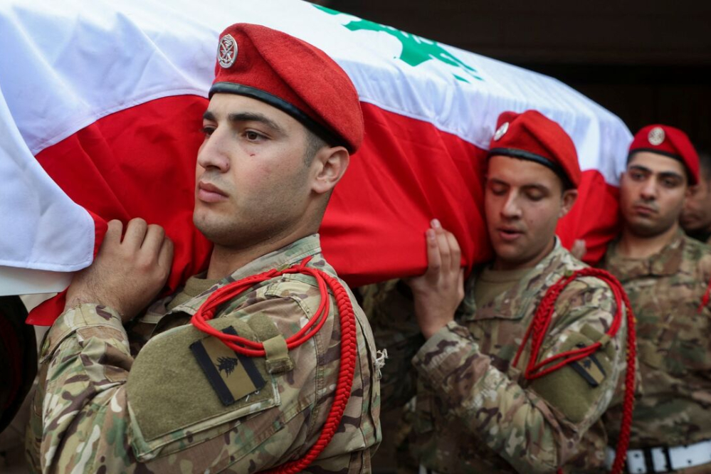 در حمله اسرائیل؛ نظامی لبنانی کشته و 5  نفر زخمی شدند