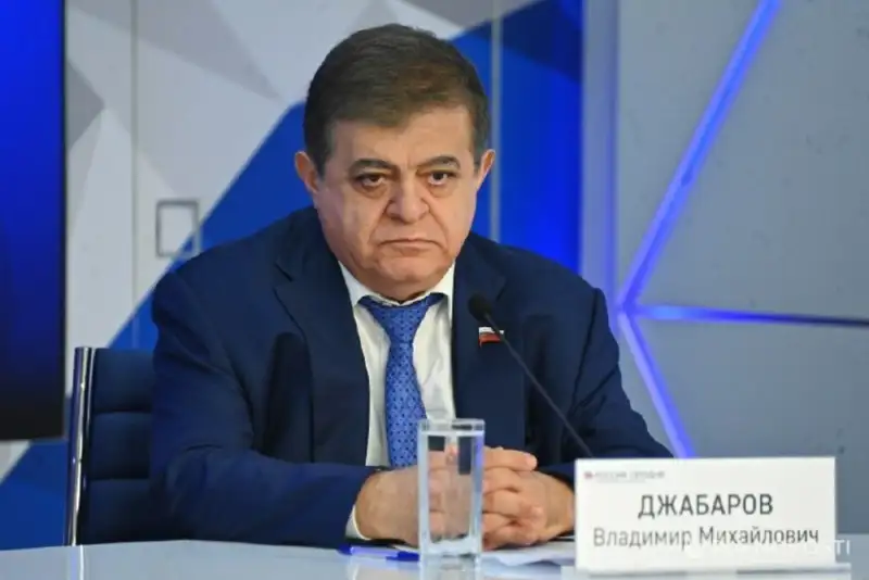 سناتور روس: ایران بارها قربانی تجاوز آمریکا یا اسرائیل شد،‌ اما کسی جرأت حمله به کره شمالی